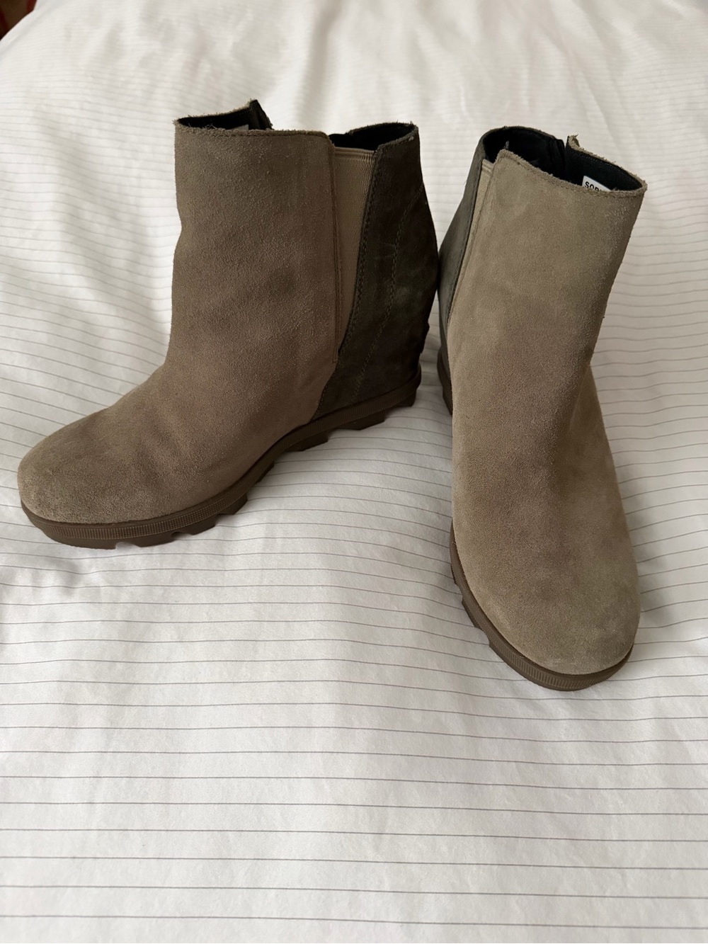 Sorel Women's Joan of Articles Wedge II Zip Bootie